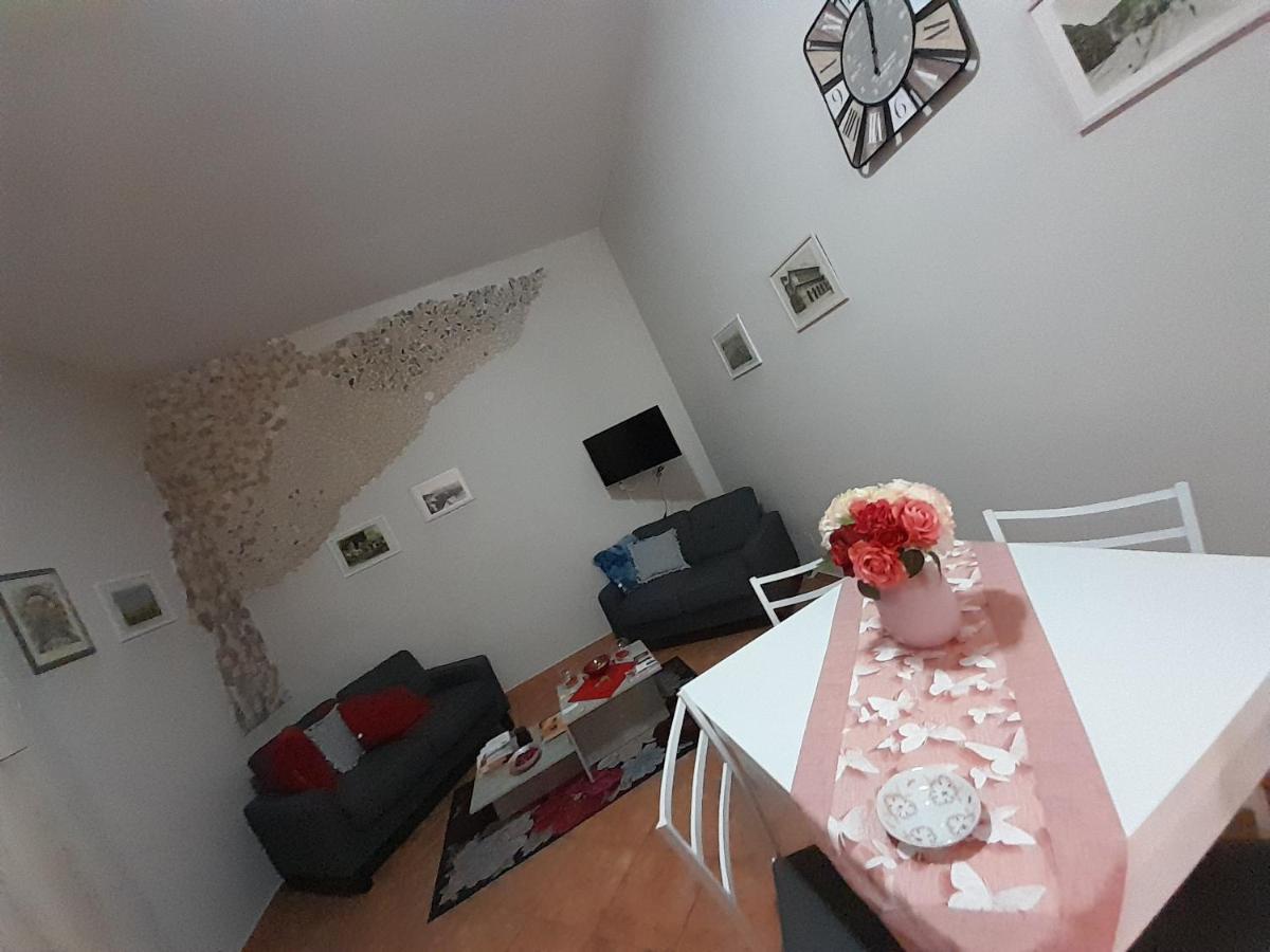 Dimora Donna Carmela Διαμέρισμα Νάπολη Εξωτερικό φωτογραφία